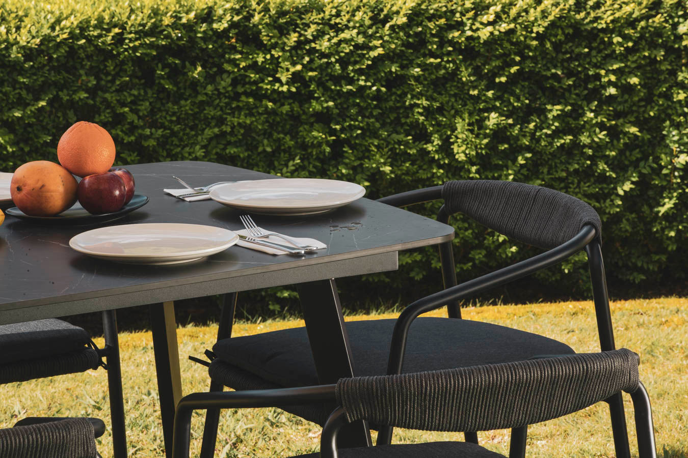 Outdoor Dining Tables