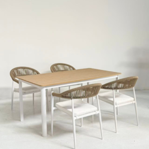Bari dining chair